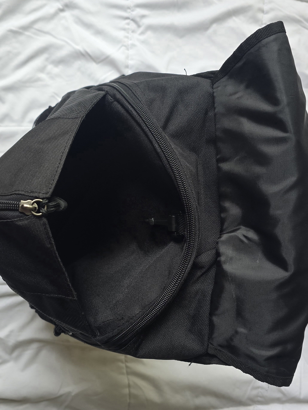 Harley-Davidson Men's Black Logo Helmet Backpack - Picture 12 of 14